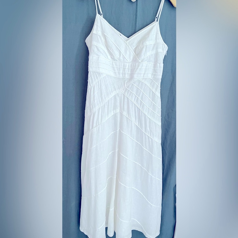 JONES NEW YORK Elegant White Linen Dress - Picture 2 of 5